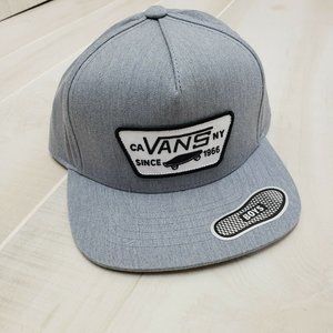 VANS Boys Hat Snapback Logo Skateboard Cap NWT